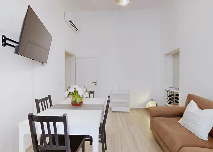 דירה Borgovi House