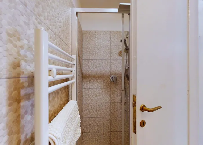 Borgovi House דירה